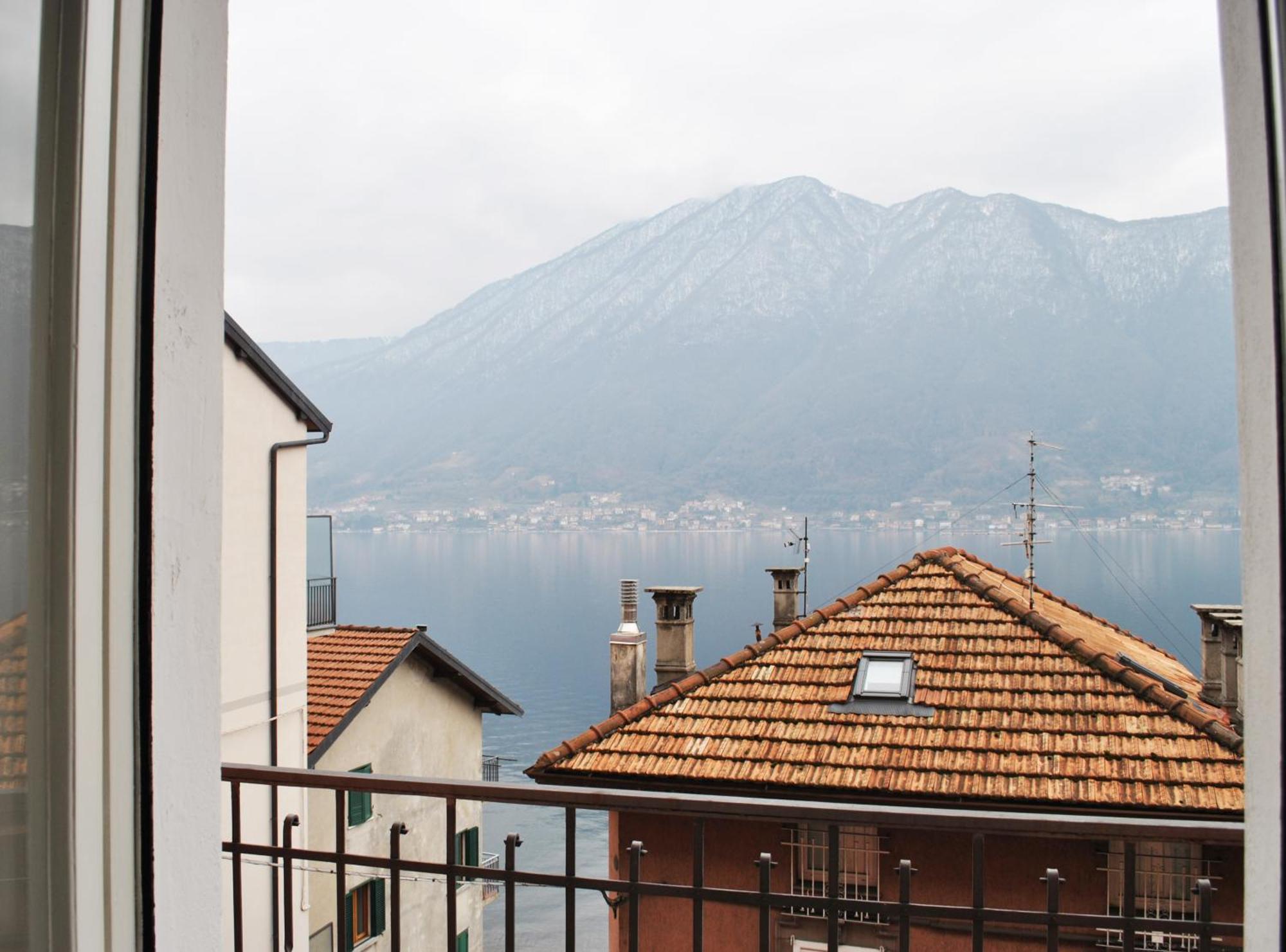 The Romantic Village House - Apartments With Lake View Colonno Extérieur photo